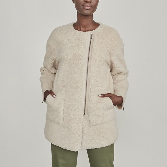 Elizabeth and James Jackets & Blazers - NWT Elizabeth and James Faux Sherpa Jacket